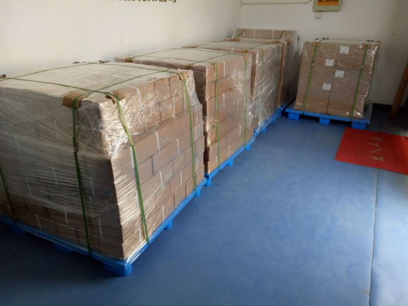 Paquet et expédition Package and shipping